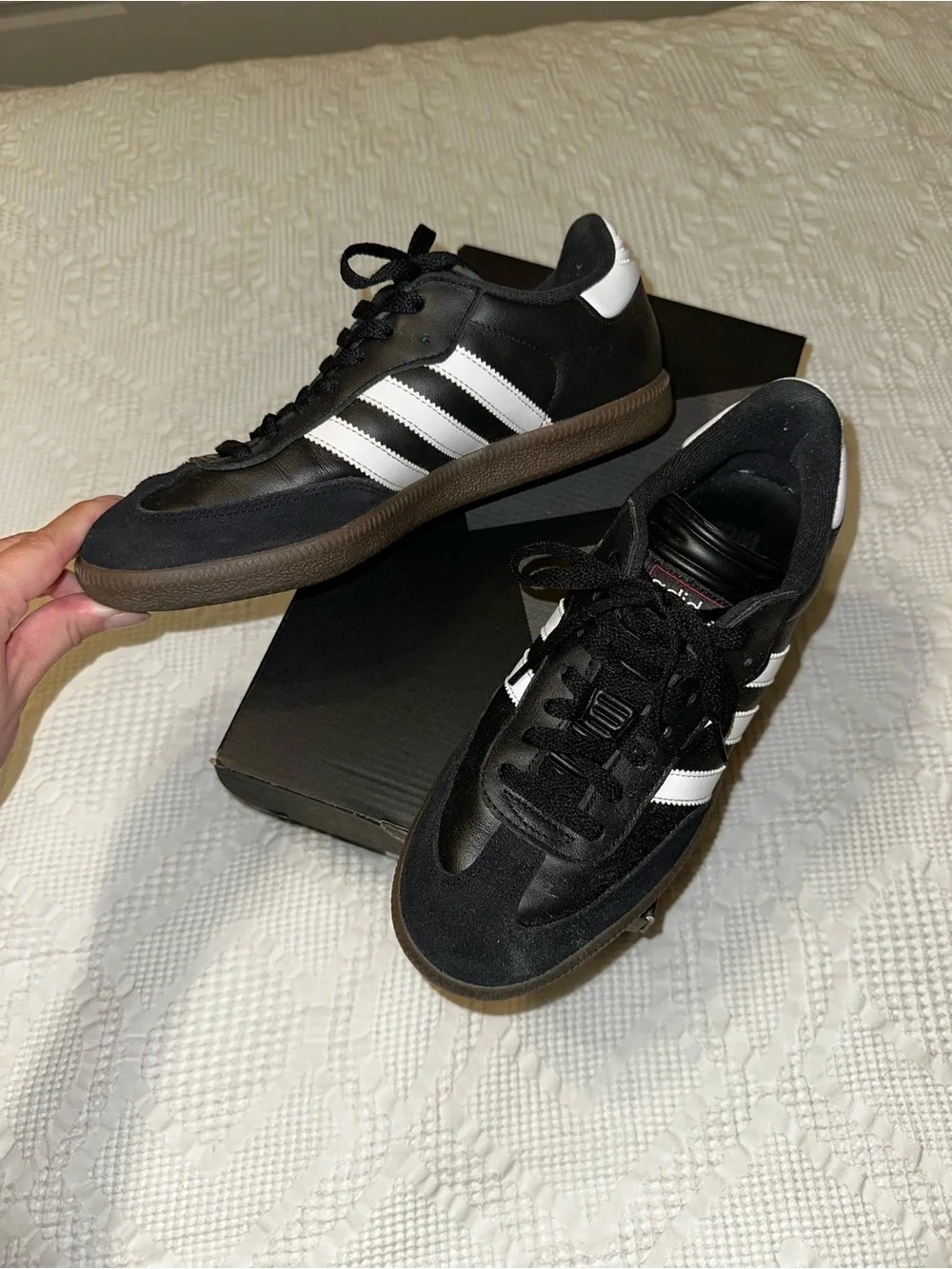 adidas Samba Men's Sneakers - Black & White